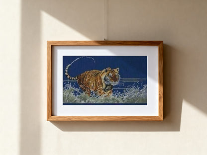 Cuadro de medio punto enmarcado - Le tigre dans la rivière - Merceria Marieta