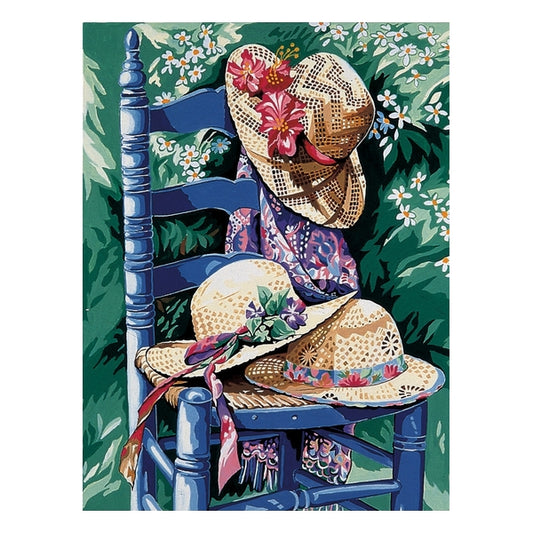 La chaise aux chapeaux