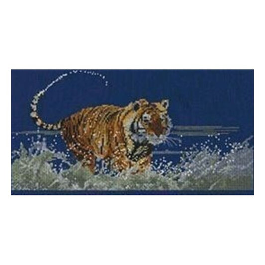 Le tigre dans la rivière